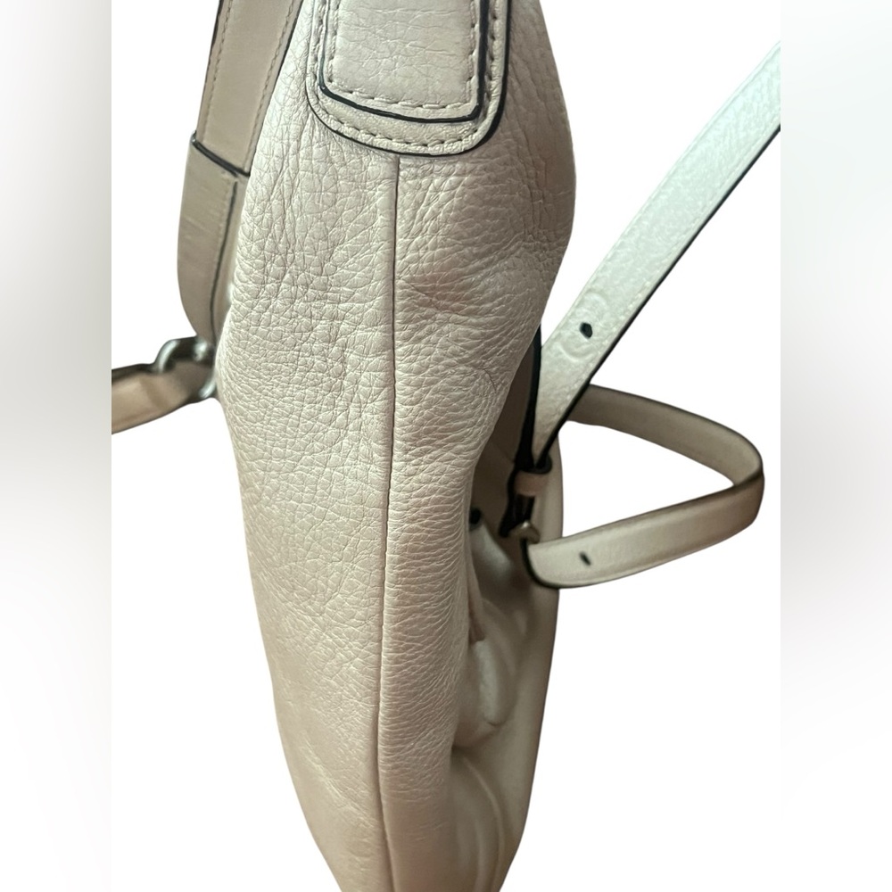 Coach Park Pebbled Leather Hobo Crossbody Bag Taupe Turnlock Flap Style 19303 - Picture 4 of 11